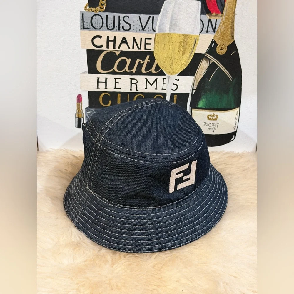 🔥 FENDI BLUE DENIM BUCKET HAT SIZE 60cm / Large Like New